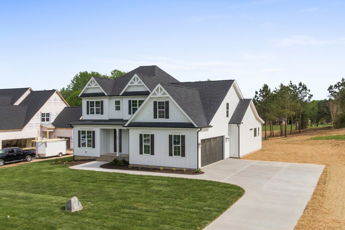 White craftsman home install — Foothills Gutter Pro
